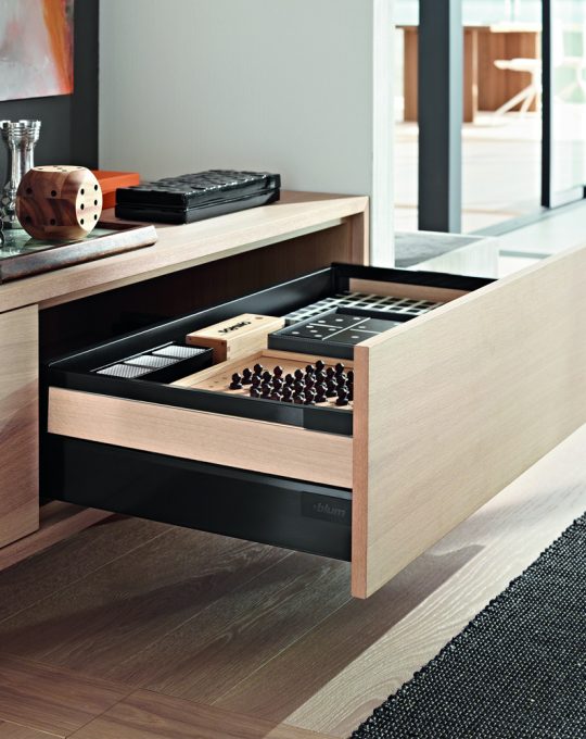 BLUM TANDEMBOX Cajon Antaro Negro Terra Altura C 01